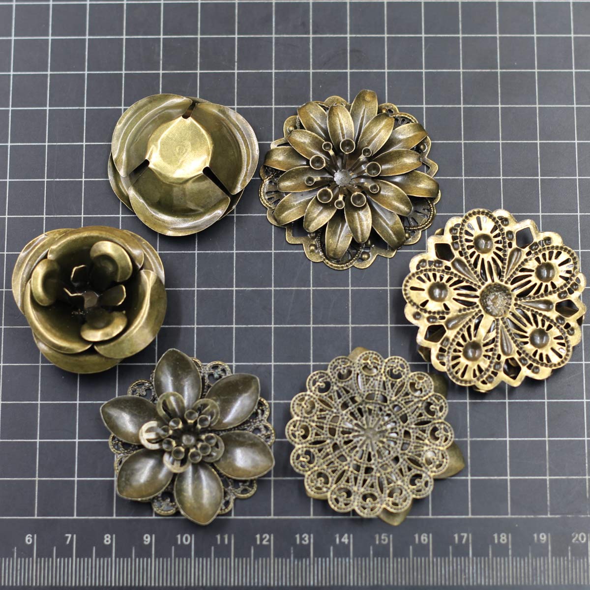 6 Stück Verzierungen Kombinati – Embellishment Crafts Bewertung und Preis